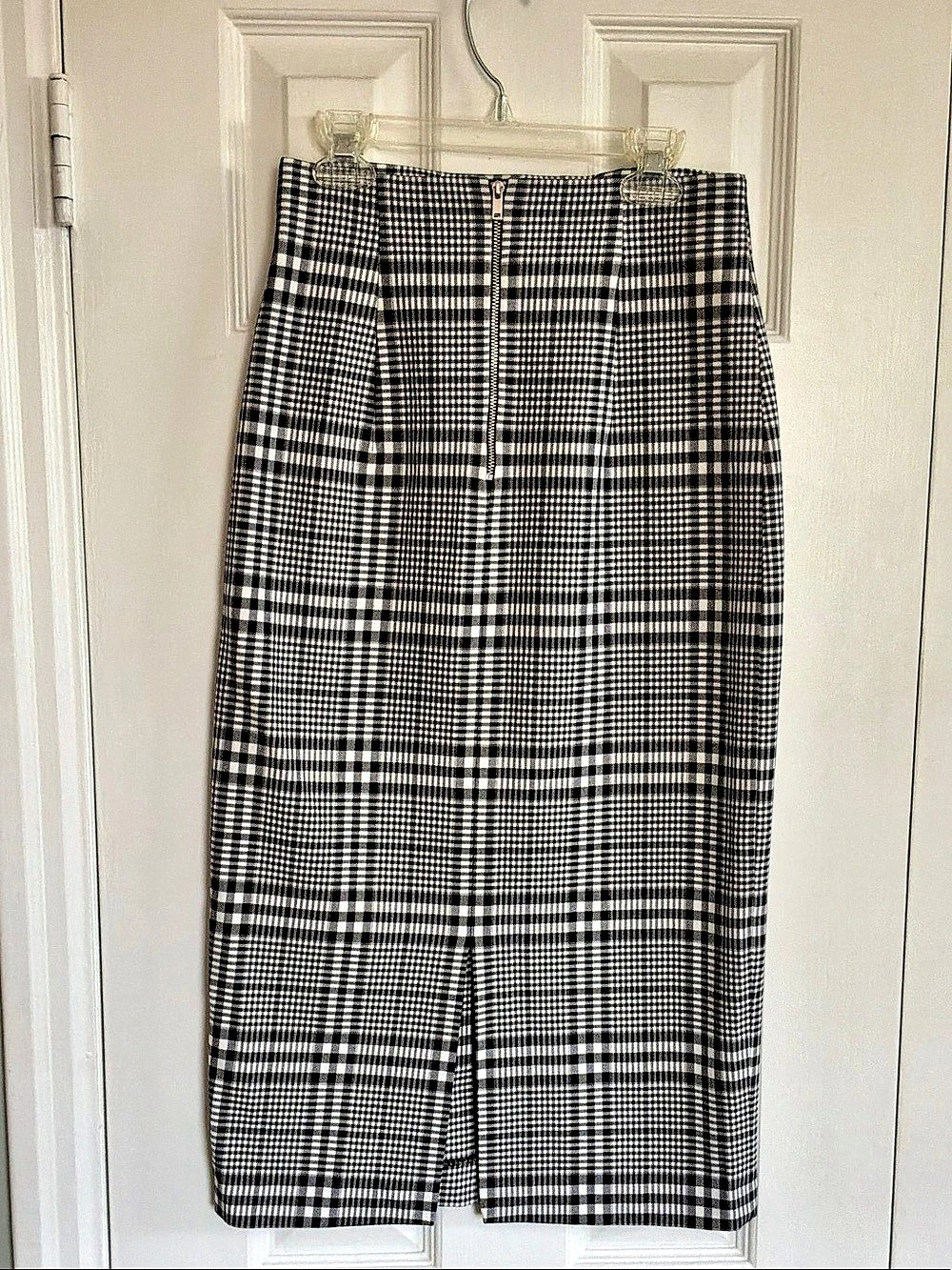 ZARA Plaid Midi Skirt in Black & White Like New